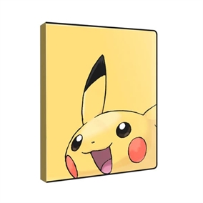 Pokémon 9‑Pocket Binder i A4‑størrelse med Pikachu-motiv, klar plastik og dekorativ omslagsgrafik